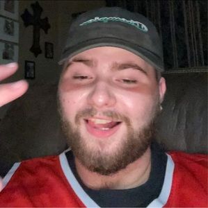 Meet your Posher, Devin